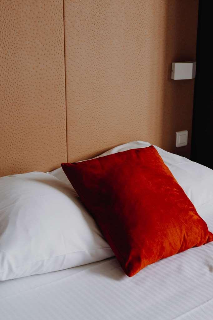 L'Hotel Bristol Caen Oda fotoğraf
